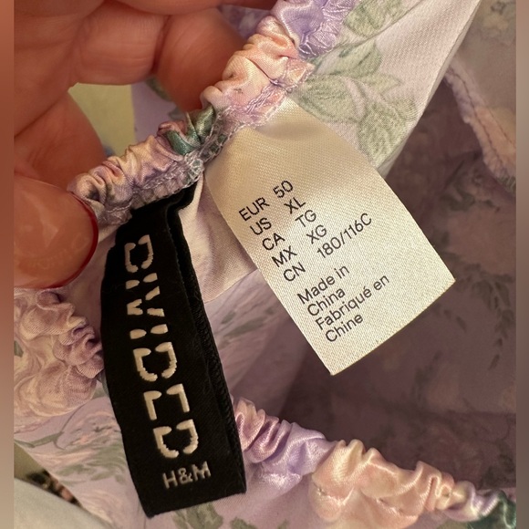 Divided Lavender Floral Ruffle Dress - Picture 4 of 4